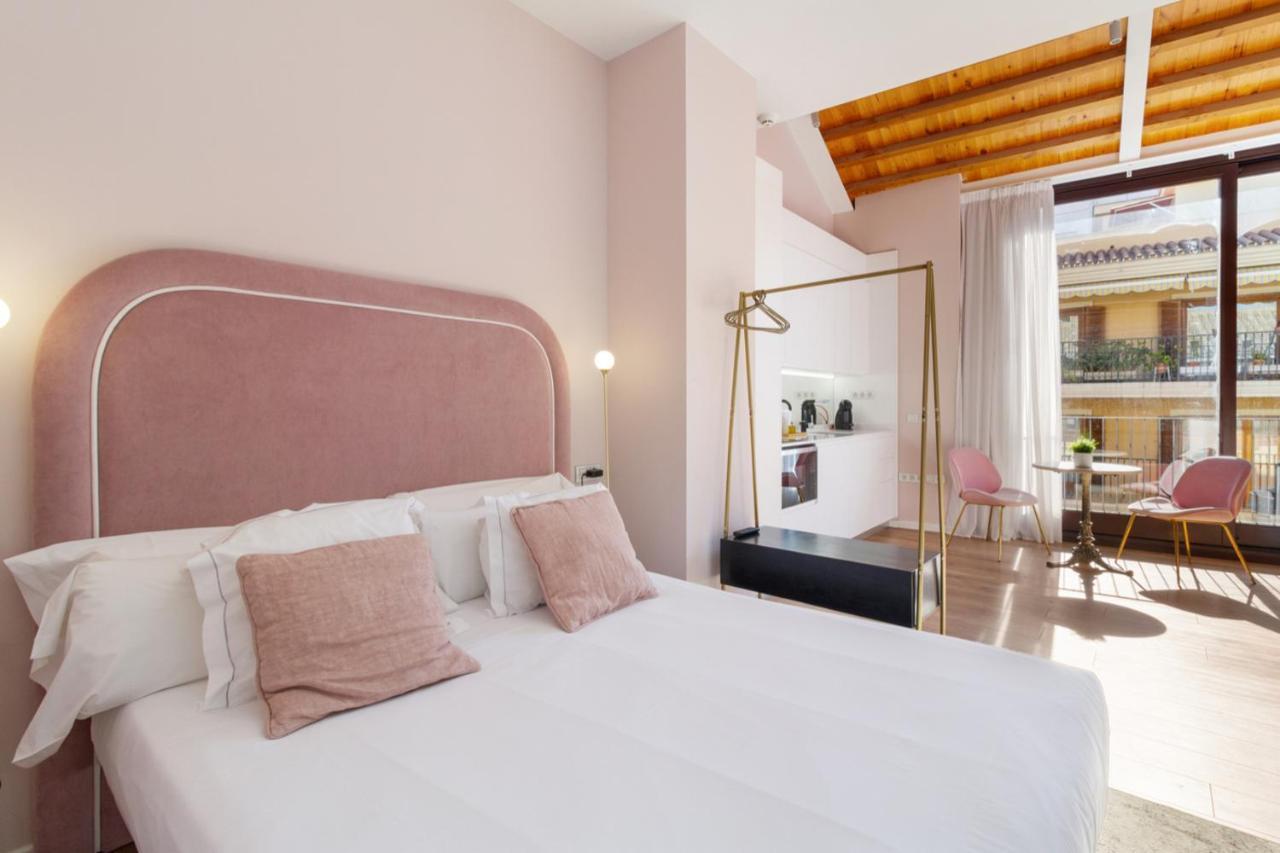 Apartamentos Casapalma Centro Historico มาลากา ภายนอก รูปภาพ